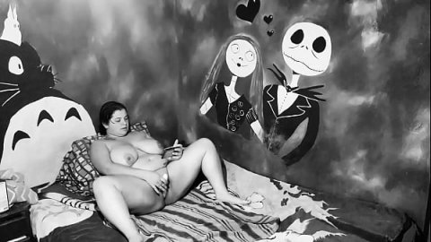 Cámara de Seguridad: Security Cam Caught - Curvy Girl Hidden Tease
